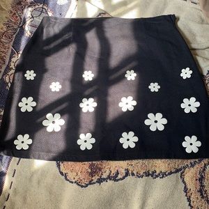 size 11 Floral Black skirt